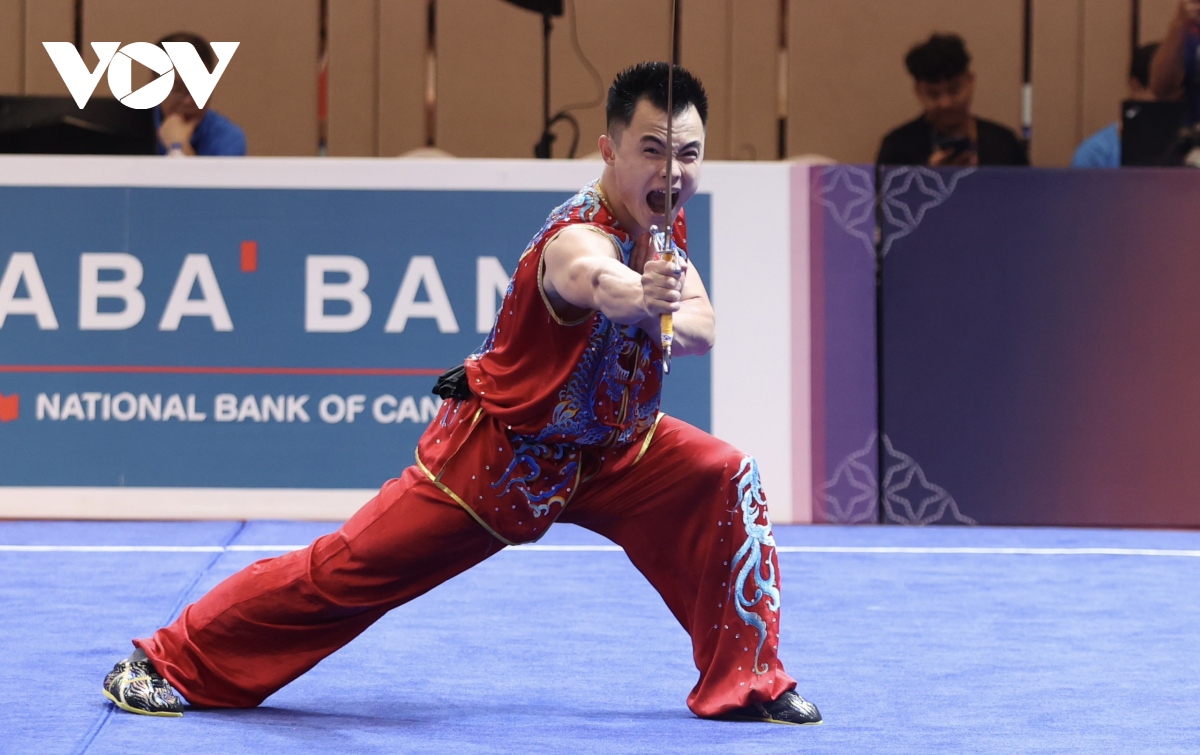 Nông Văn Hữu vỡ oà cảm xúc khi lần đầu giành HCV SEA Games
